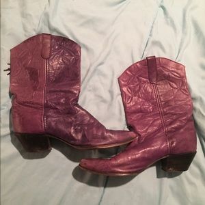 LAST WEEK ALL OFFERS CONSIDERED cowgirl boots